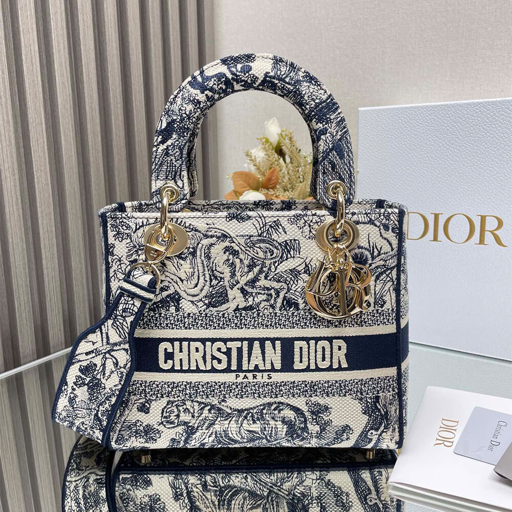 DIOR Medium Lady D-Lite Bag