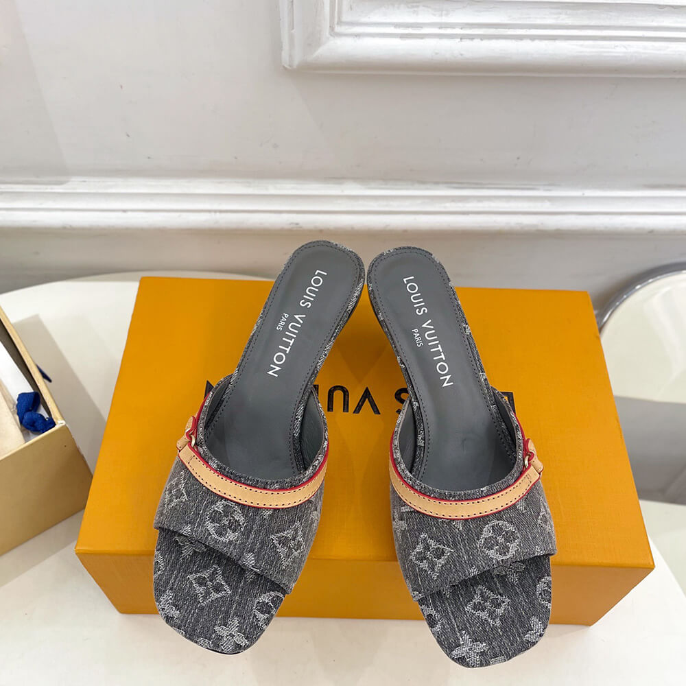 LV 6AM Sandals