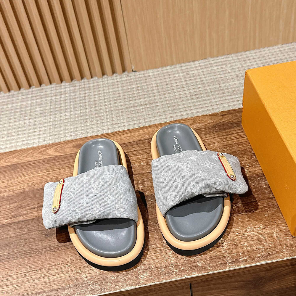 LV POOL PILLOW COMFORT FLAT SANDALS