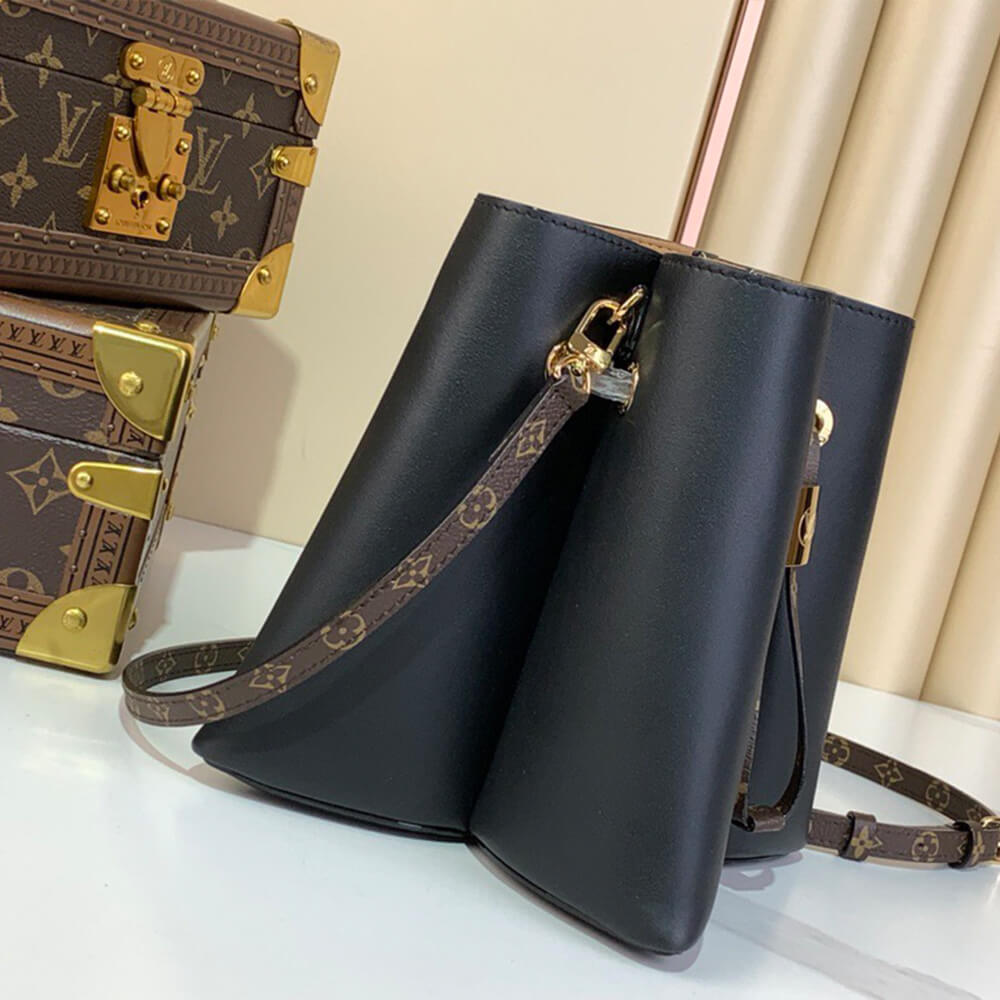 LV Small BLOOM