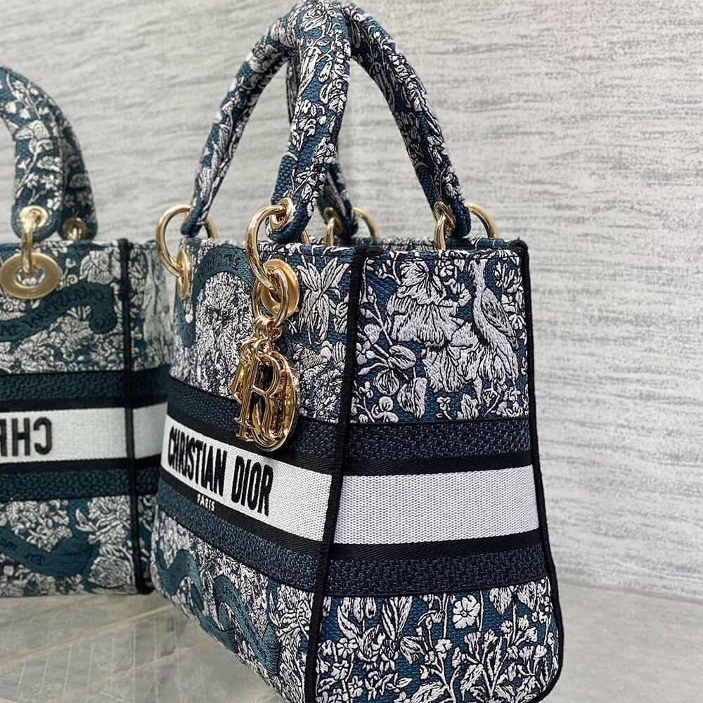 DIOR Medium Lady D-Lite Bag