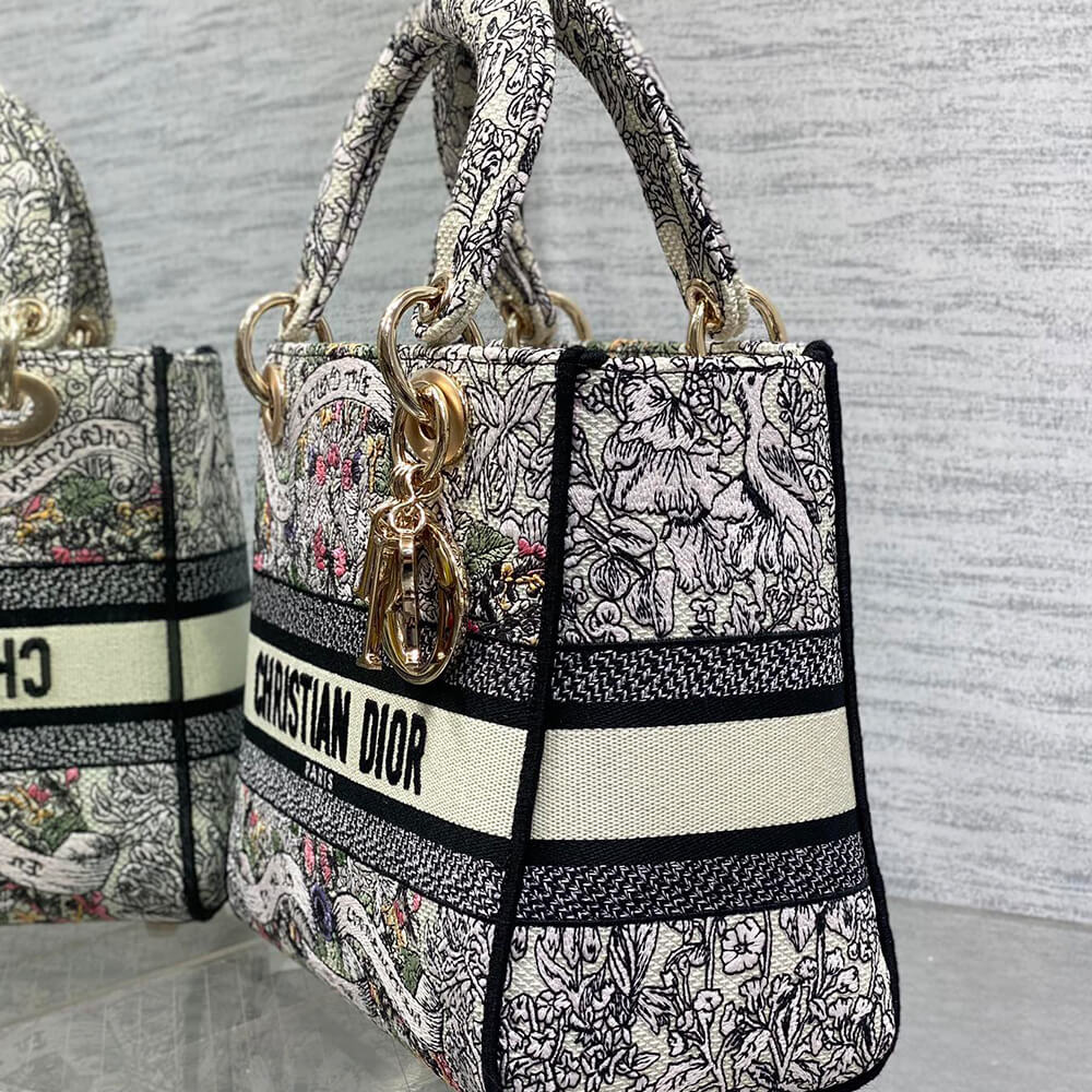 DIOR Medium Lady D-Lite Bag