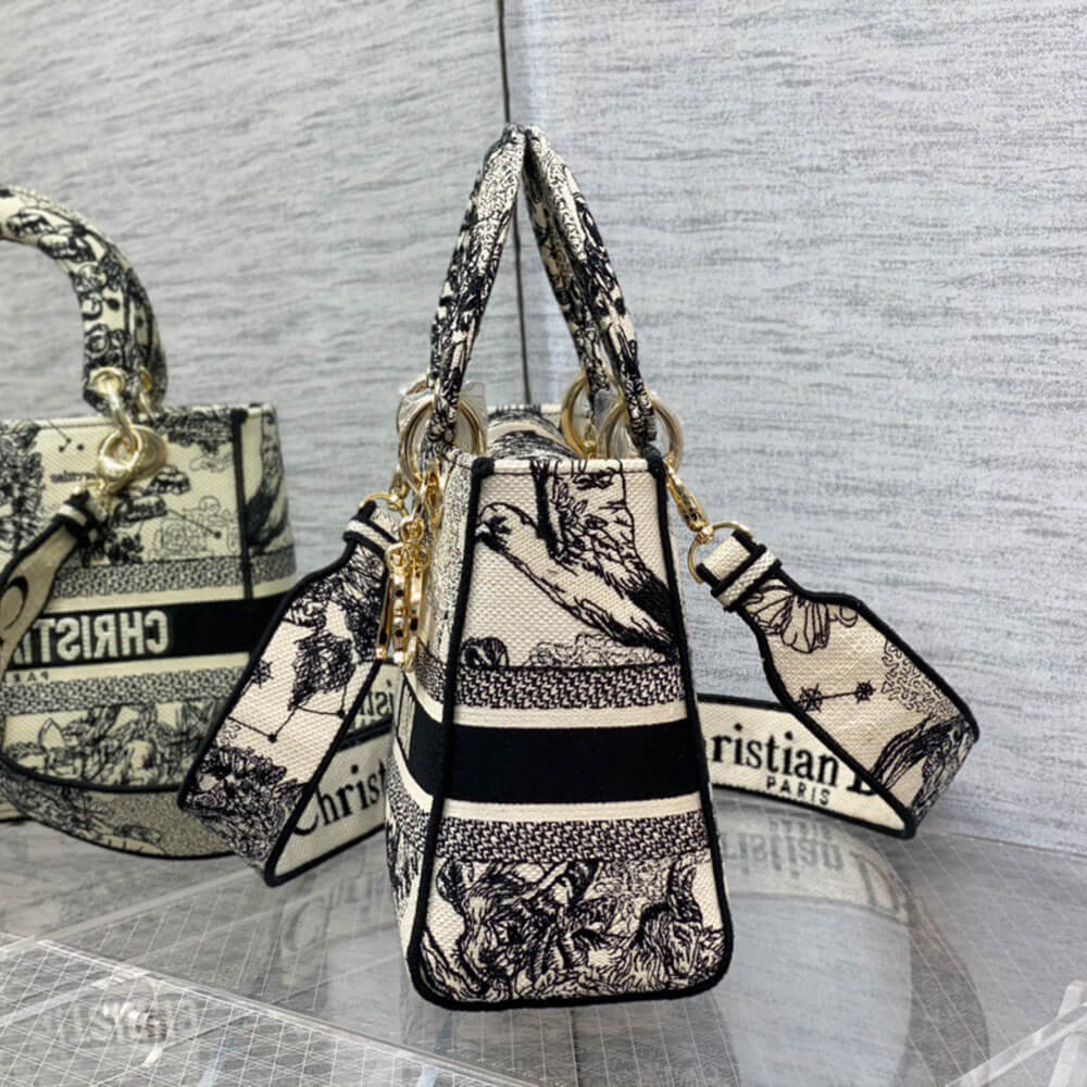 DIOR Medium Lady D-Lite Bag