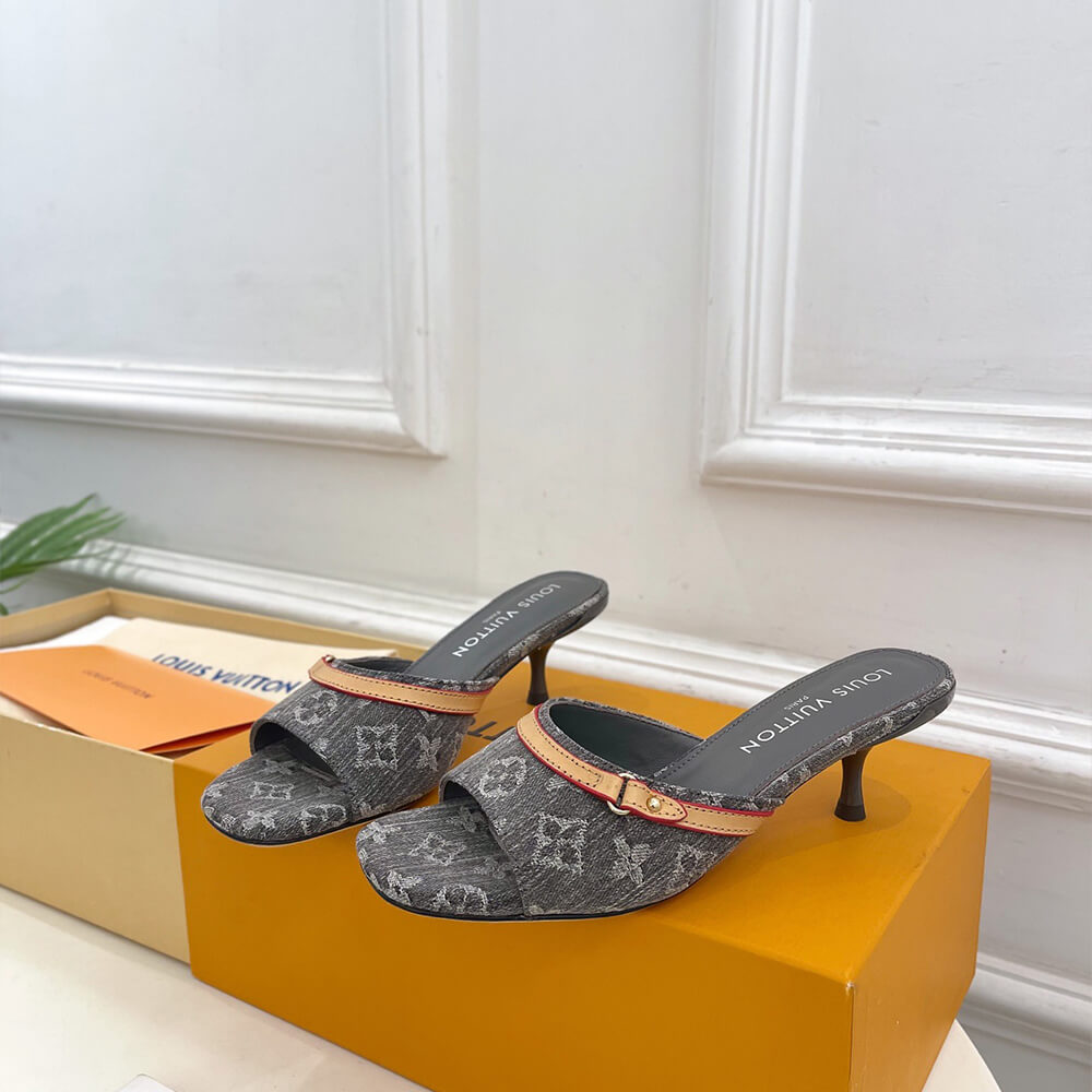 LV 6AM Sandals