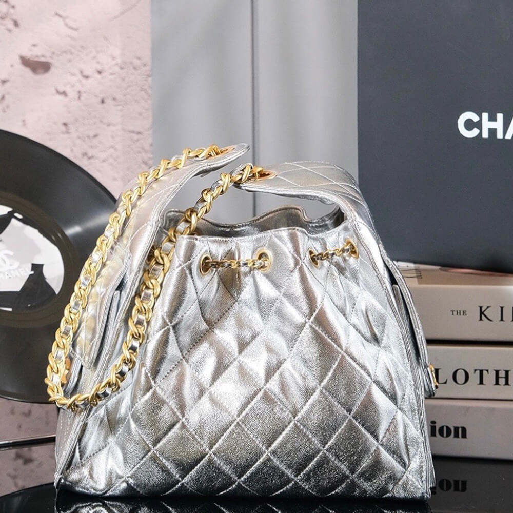 CHANEL 25 Small Handbag(High-end grade)