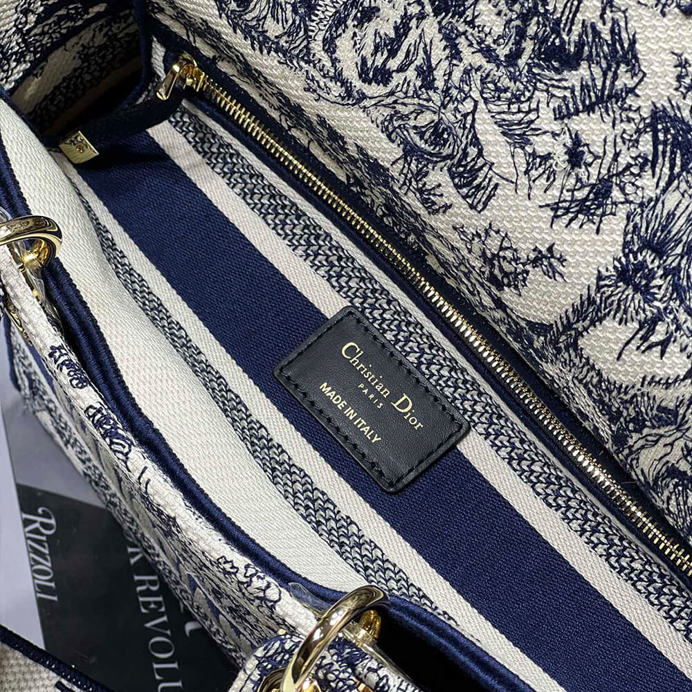 DIOR Medium Lady D-Lite Bag