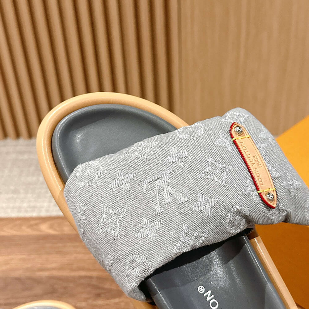 LV POOL PILLOW COMFORT FLAT SANDALS