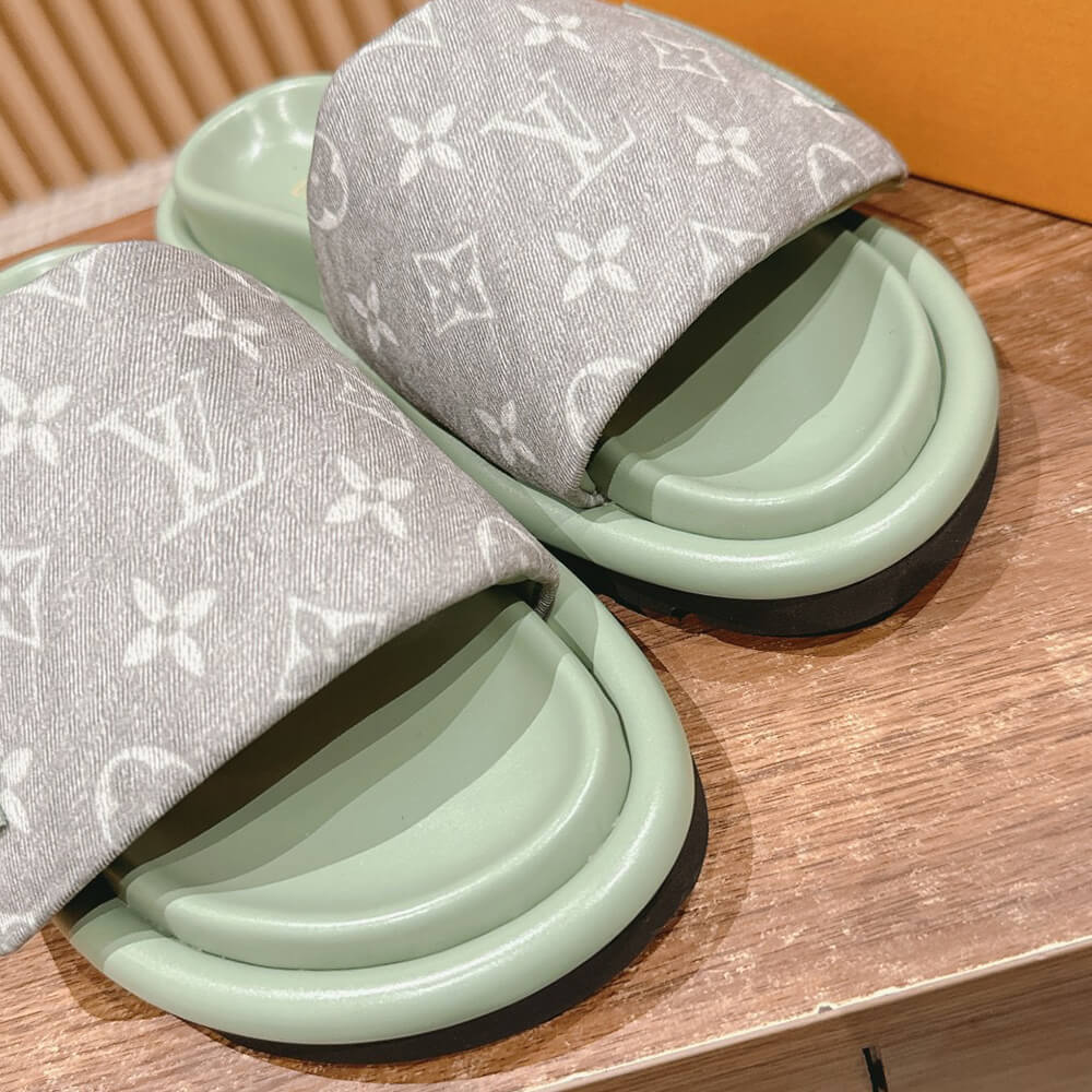 LV POOL PILLOW COMFORT FLAT SANDALS