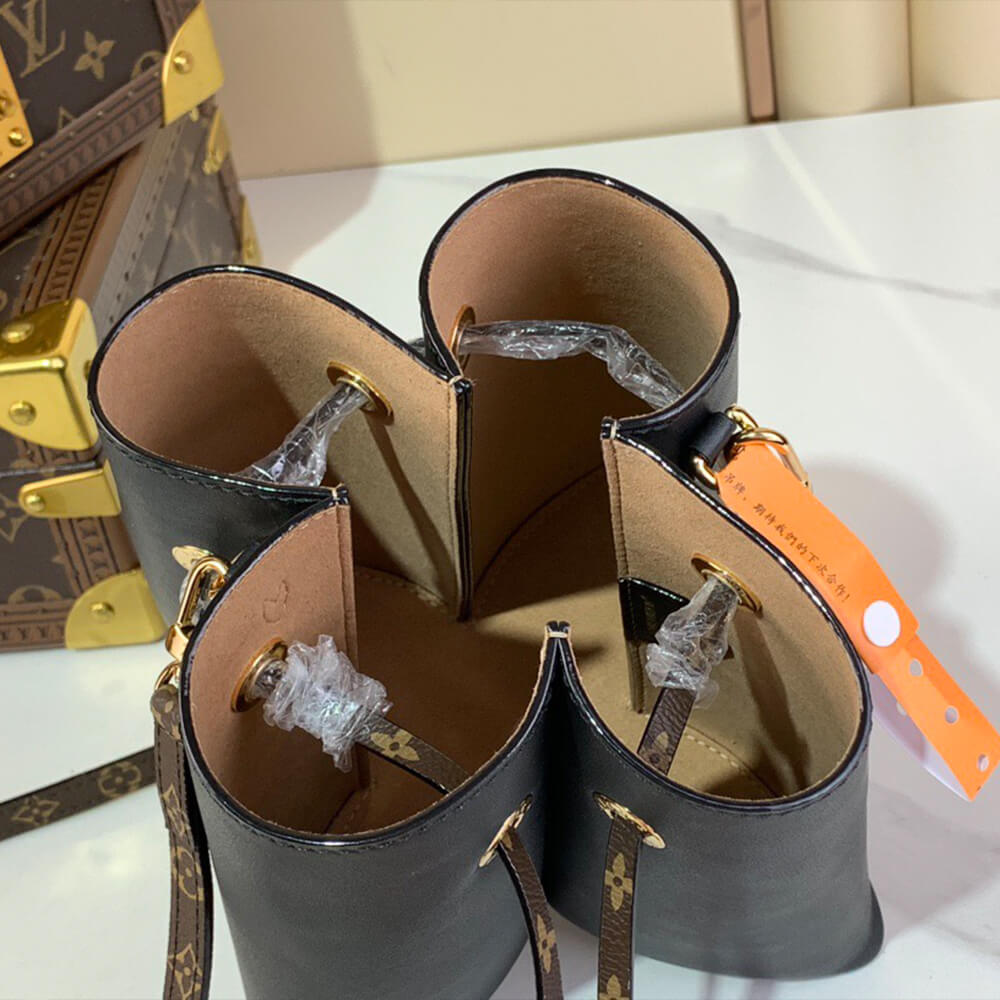 LV Small BLOOM