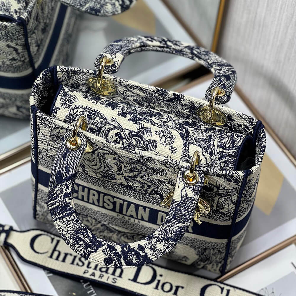 DIOR Medium Lady D-Lite Bag