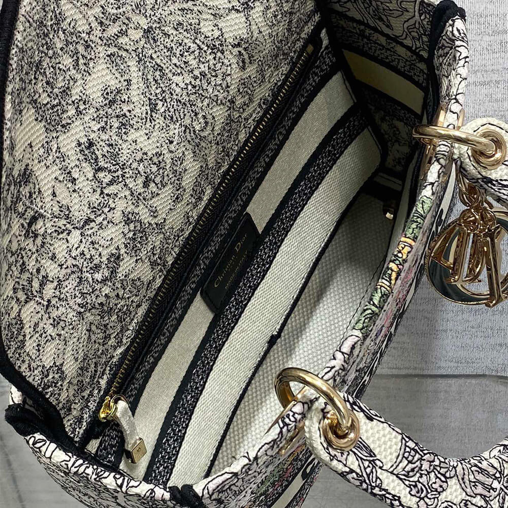 DIOR Medium Lady D-Lite Bag
