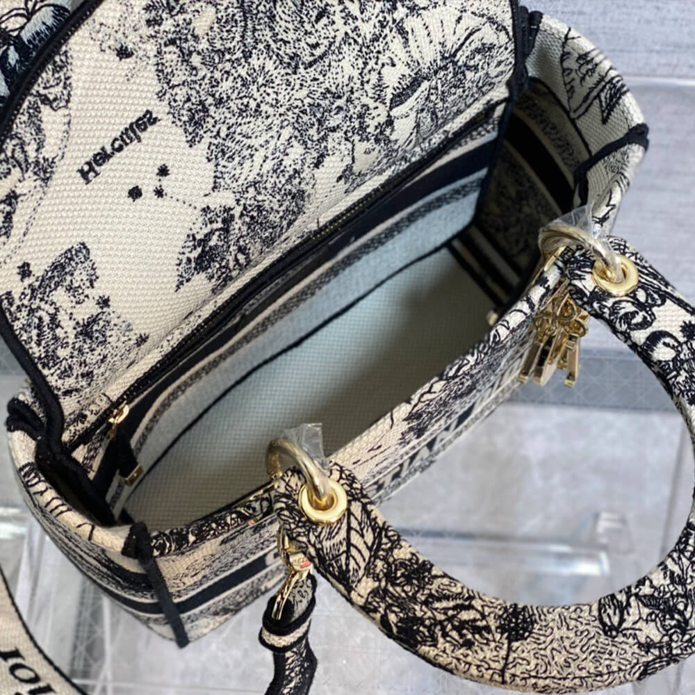 DIOR Medium Lady D-Lite Bag