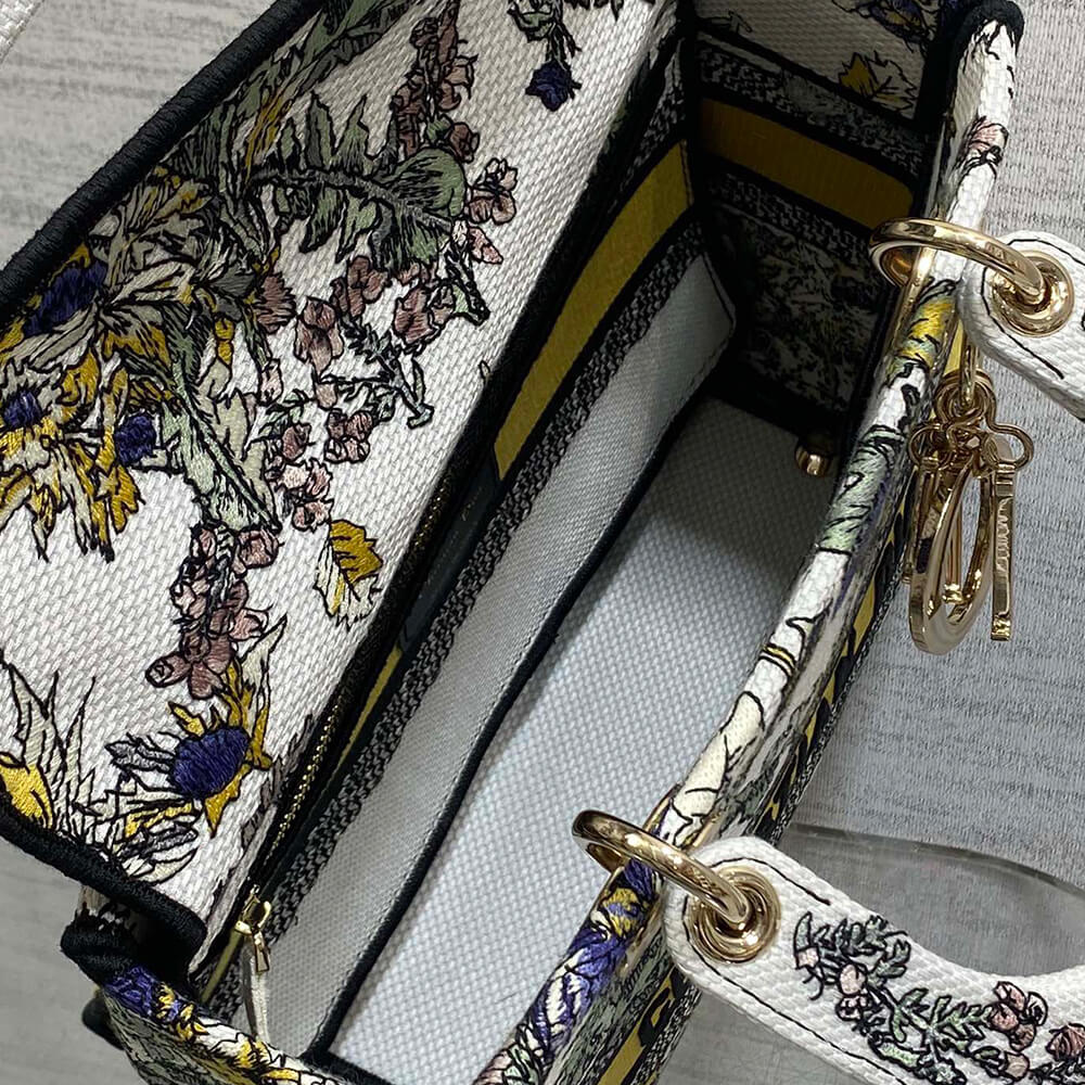 DIOR Medium Lady D-Lite Bag