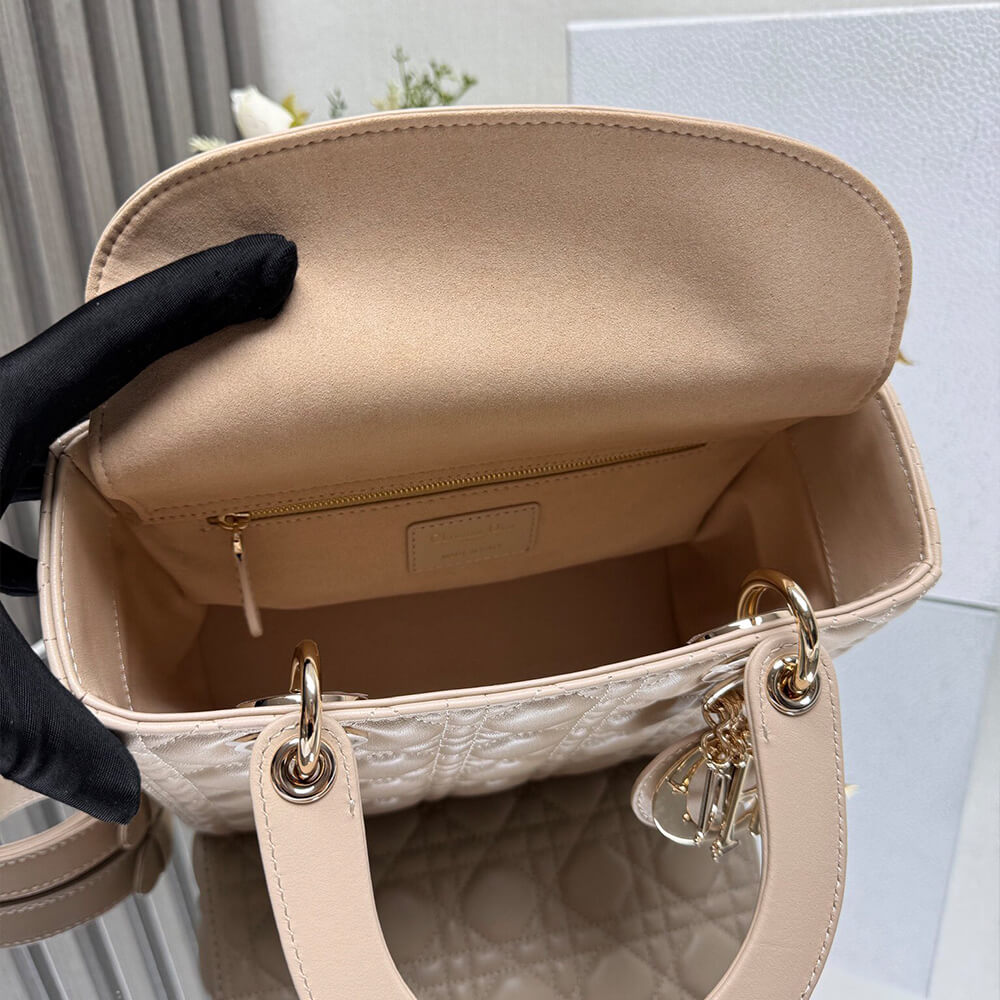 DIOR Medium Lady bags(TAX-FREE GRADE)