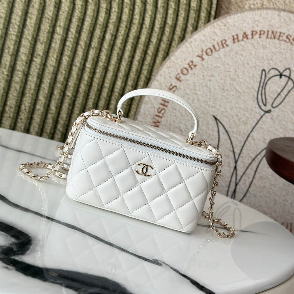 CHANEL Long Vanity with chain