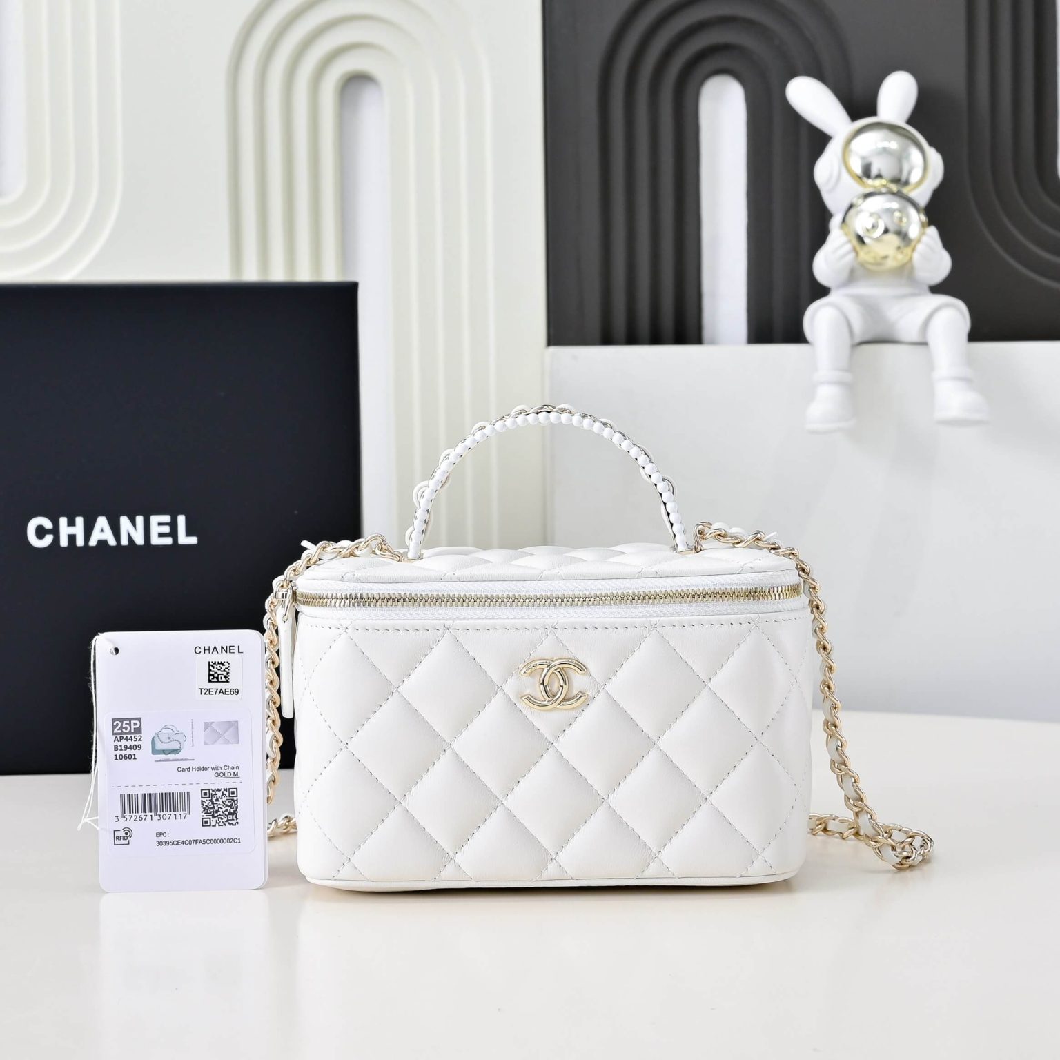 CHANEL Long Vanity with chain