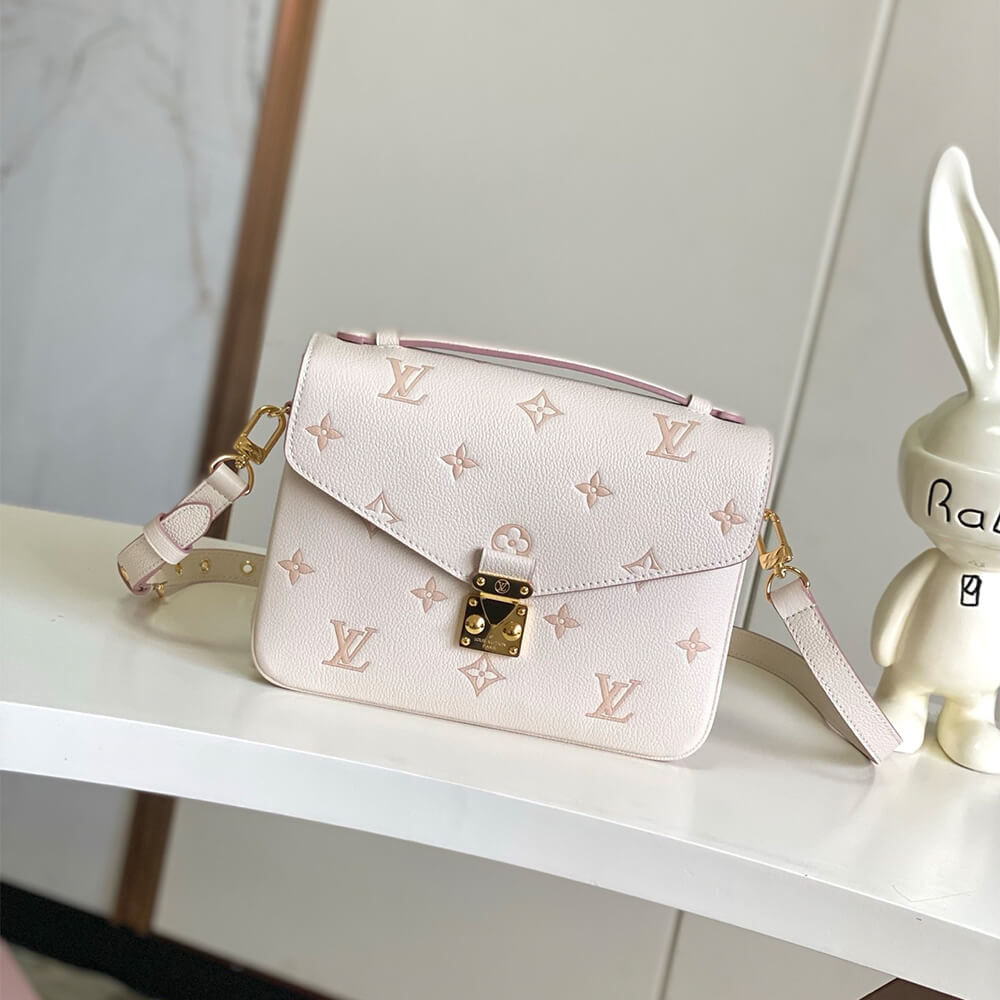 LV Pochette Métis