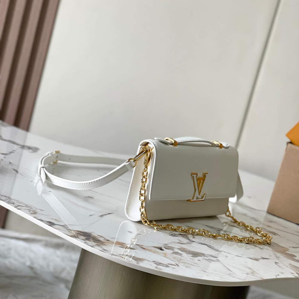 LV Wallet On Chain Capucines(HIGH-END GRADE)