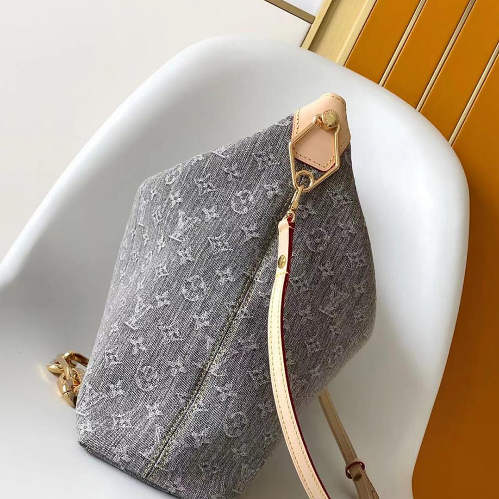 LV Coussin Hobo MM (HIGH-END GRADE)