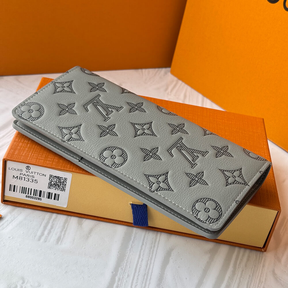 LV Brazza Wallet(TAX-FREE GRADE)
