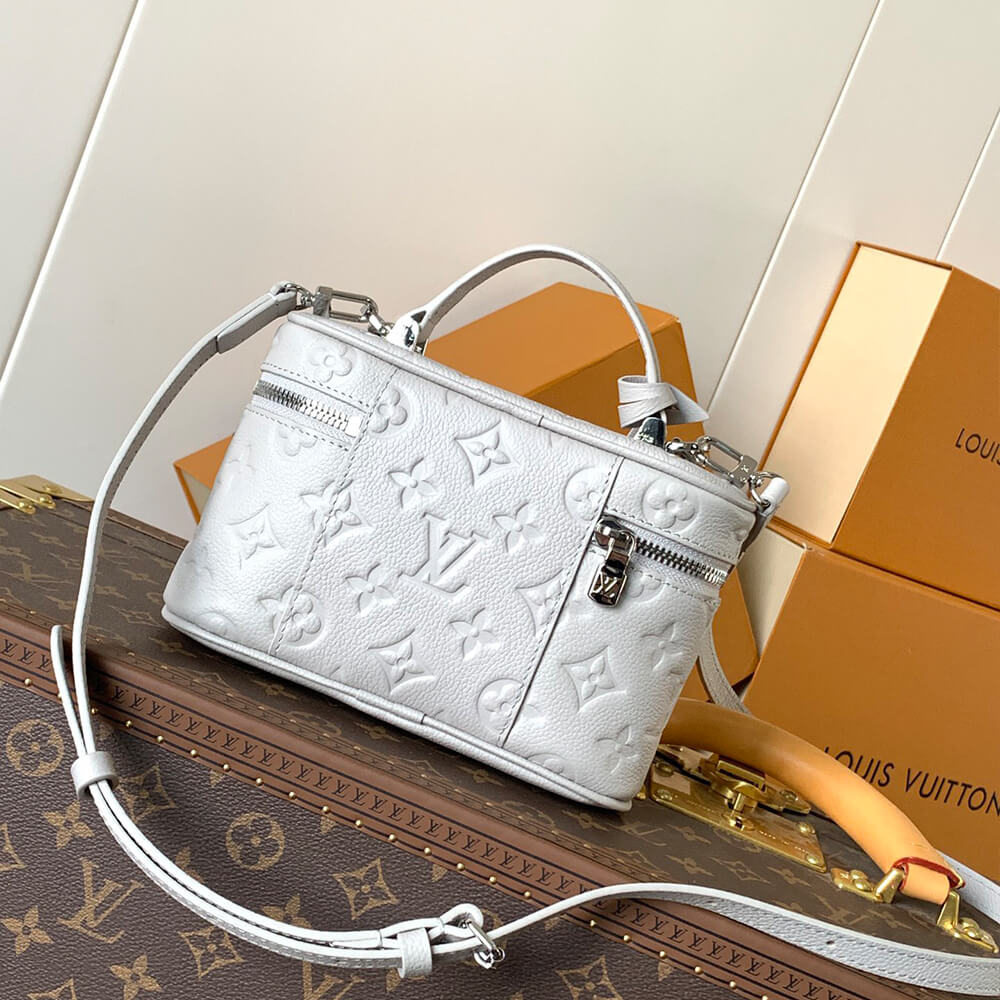 LV Vanity Chain Pouch