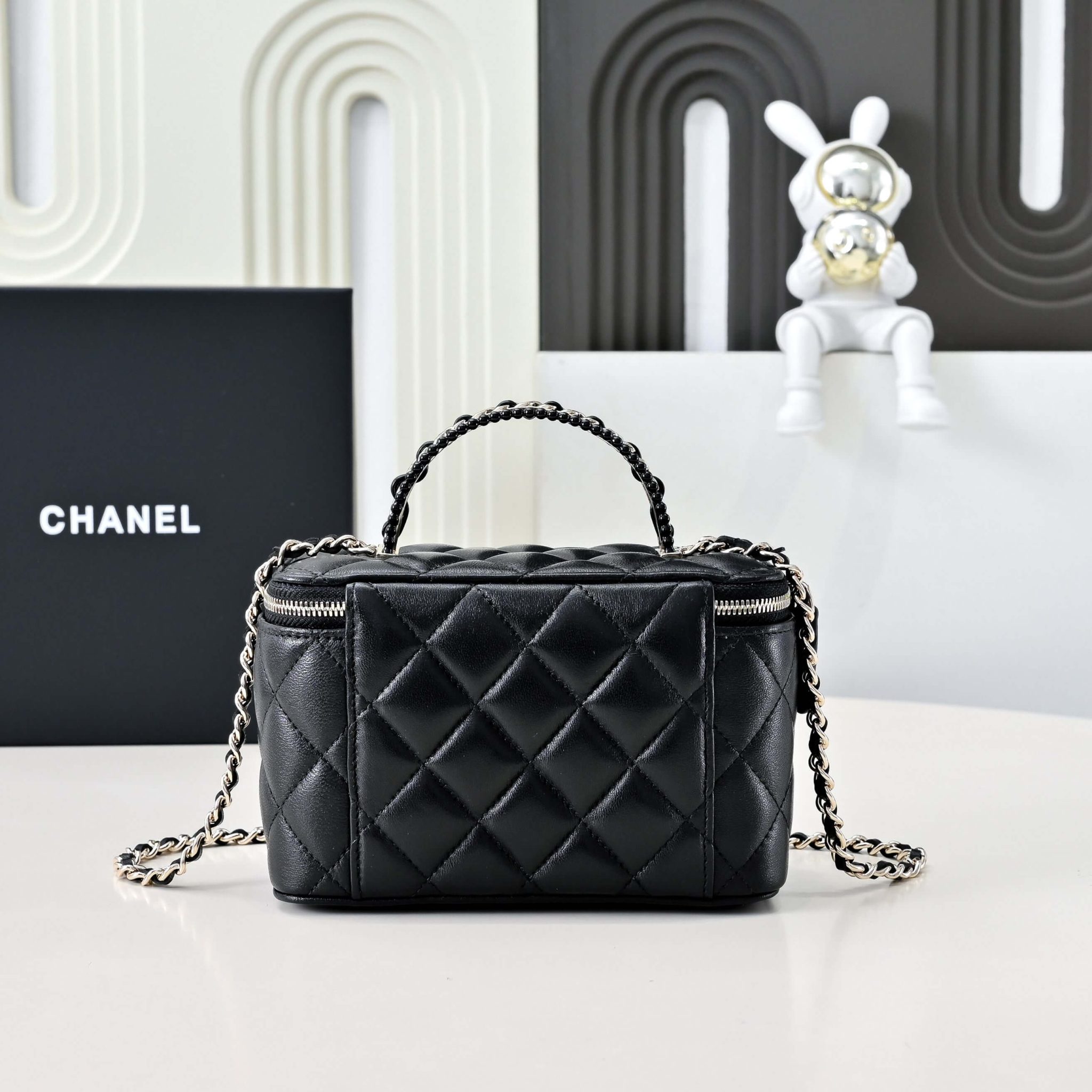 CHANEL Long Vanity with chain