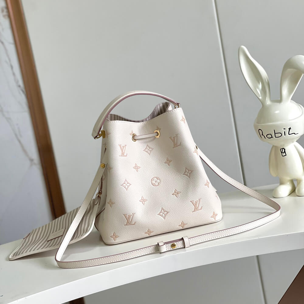 LV NÉONOÉ Medium Bag