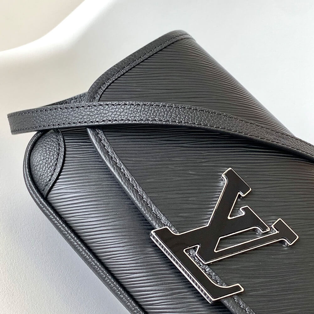 LV Buci