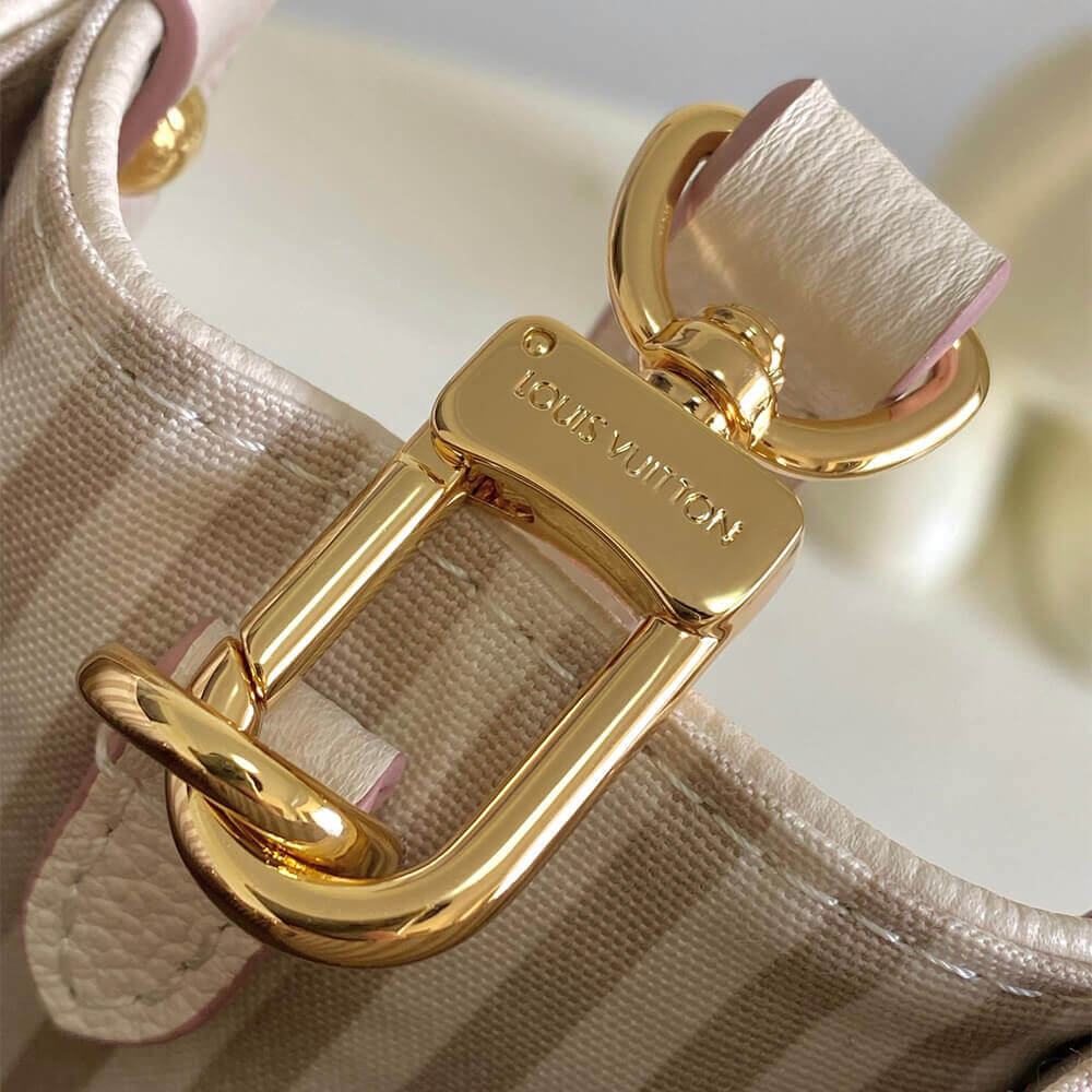 LV ONTHEGO Small Bag