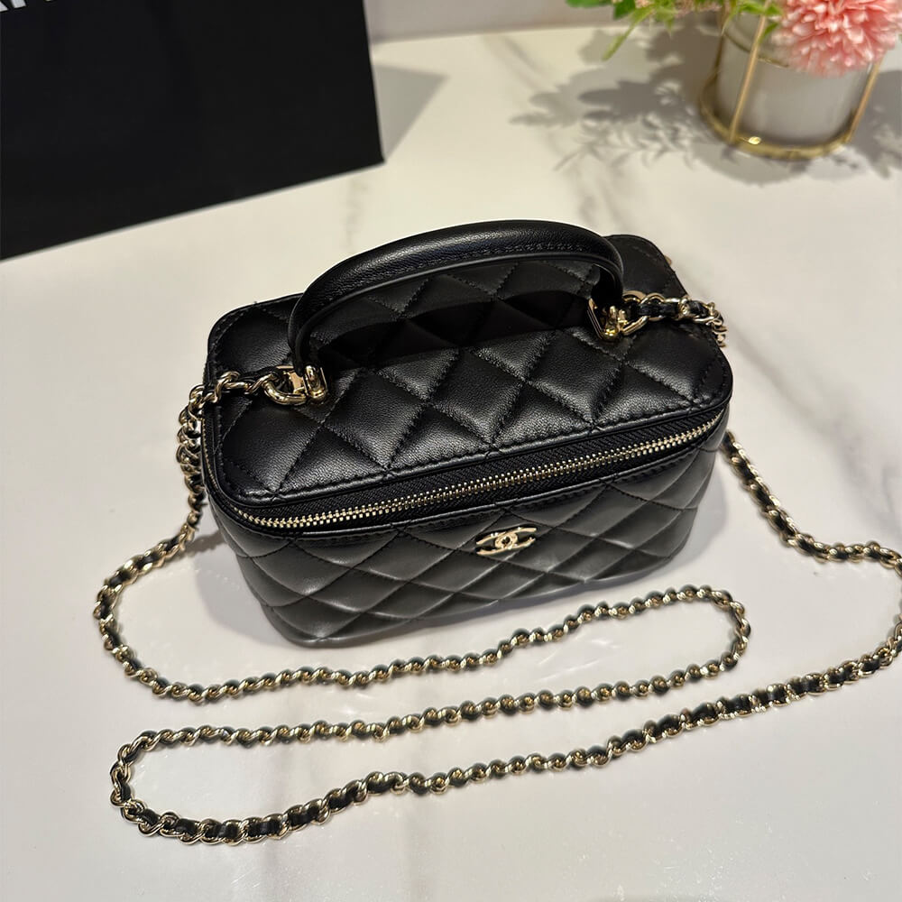 CHANEL Long Vanity with chain