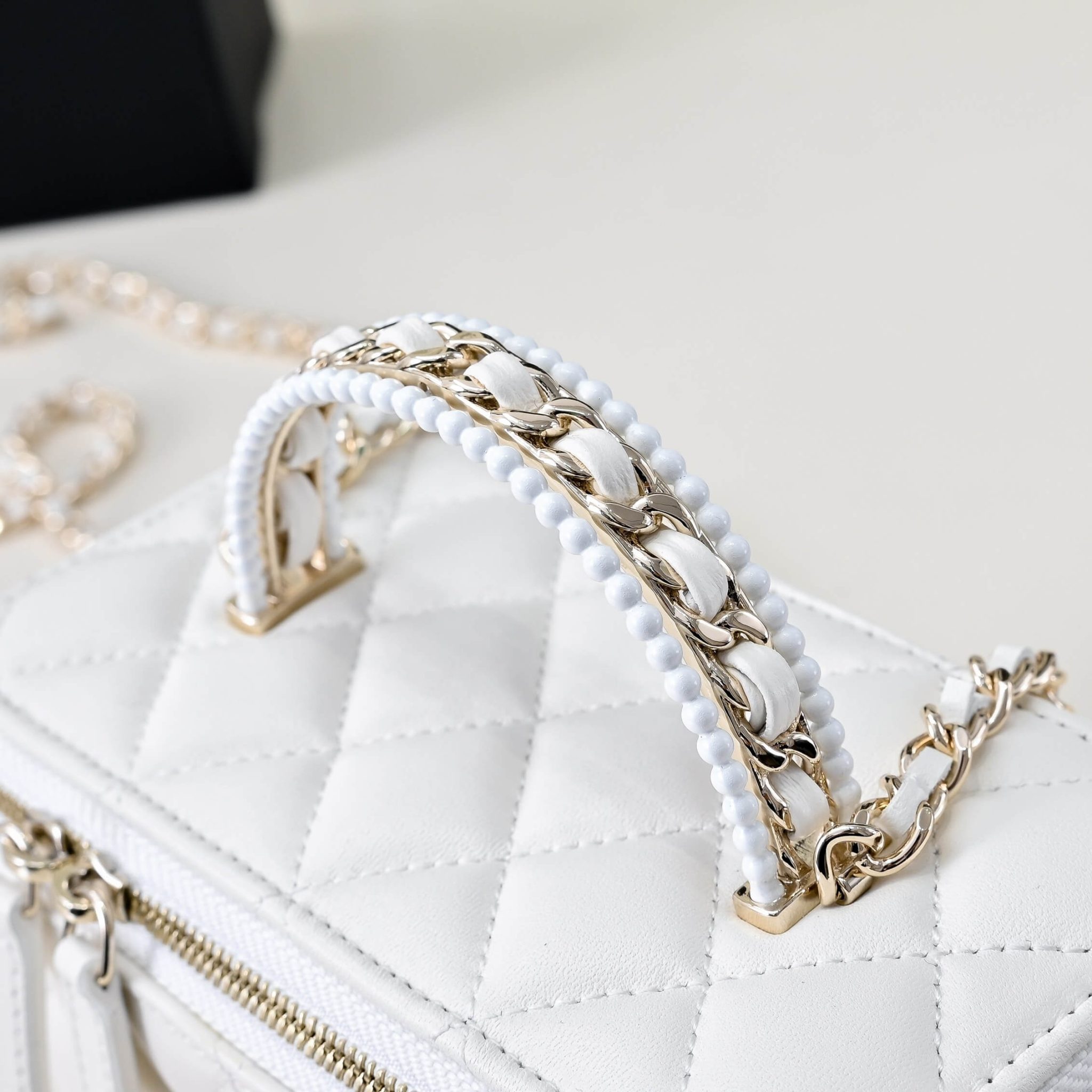 CHANEL Long Vanity with chain