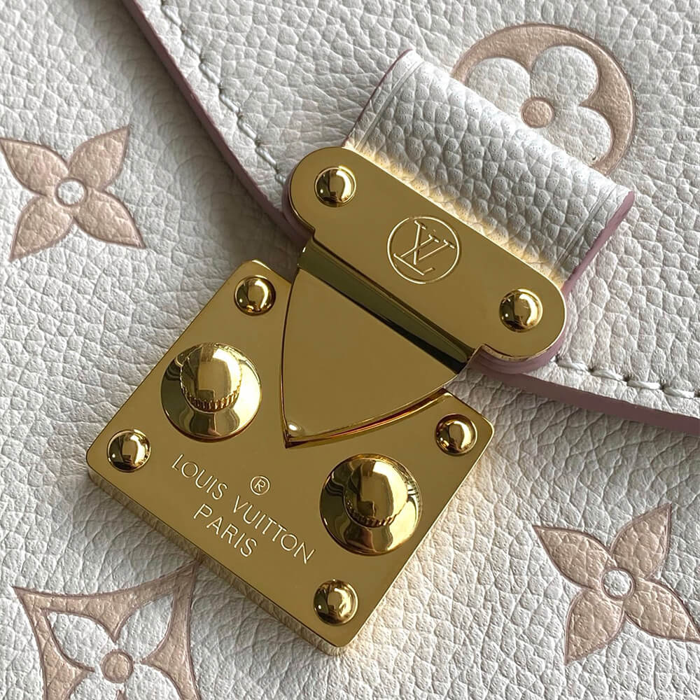 LV Pochette Métis