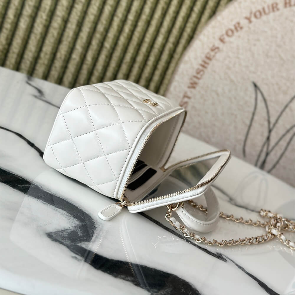 CHANEL Long Vanity with chain