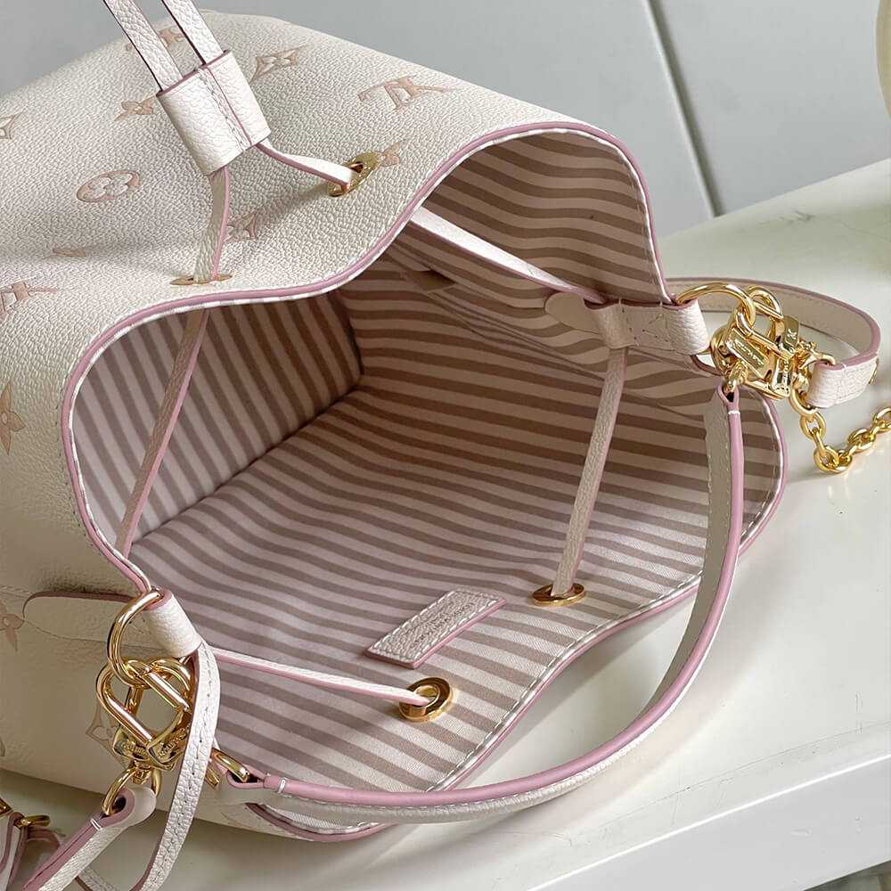 LV NÉONOÉ Medium Bag