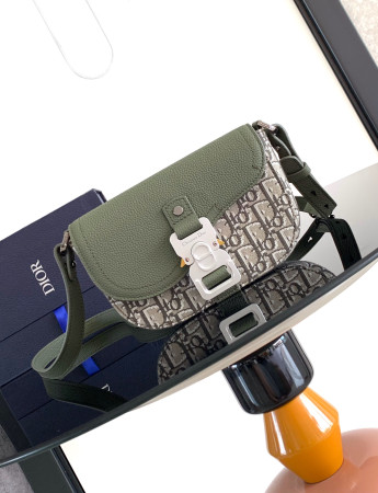 D*or saddle messenger bag 24 x 16.5 x 5.5 cm
