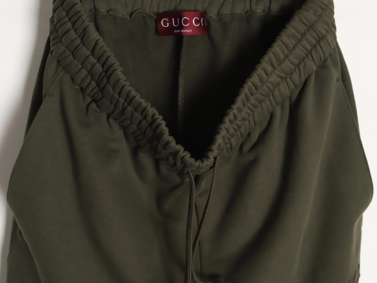 G*u*i guc shorts
