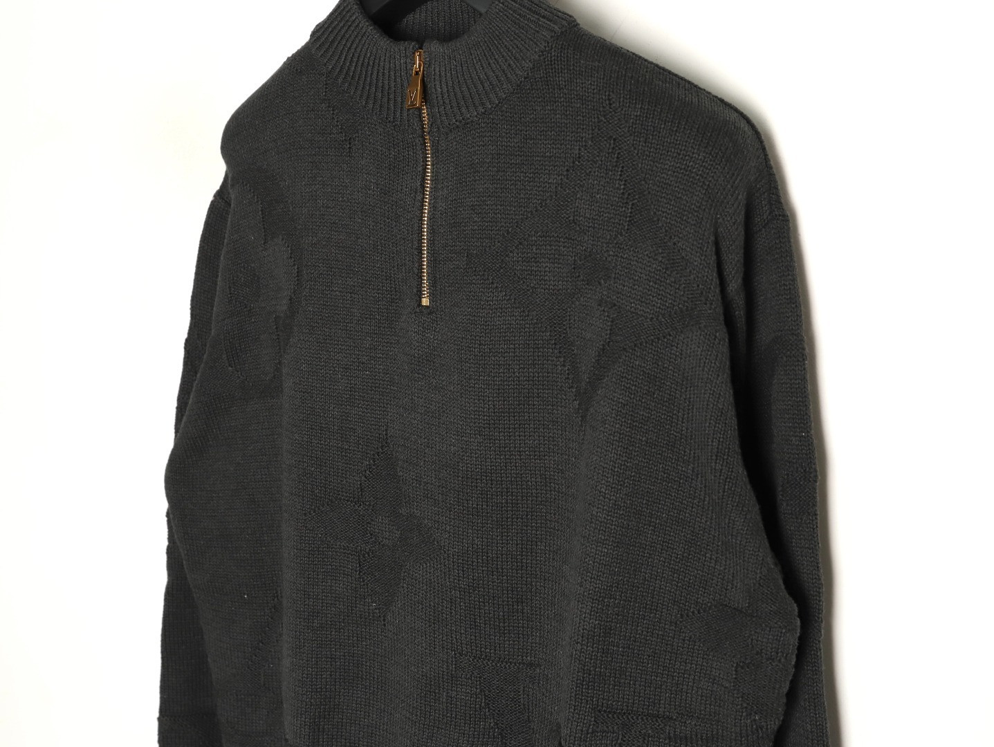 l0*is V*t0n lv 24fw sweaters