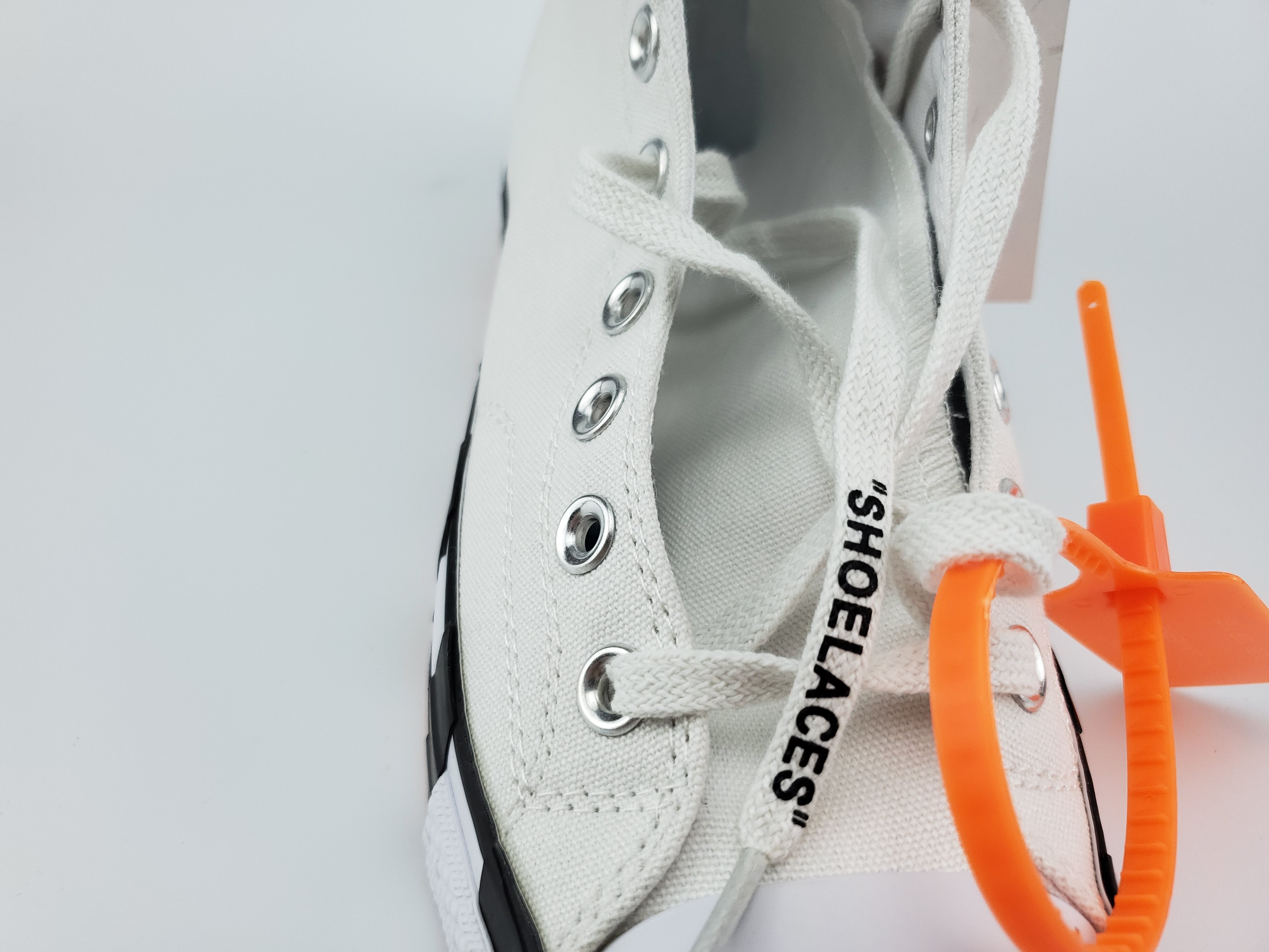Converse Chuck Taylor All-Star 70s Hi Off-White