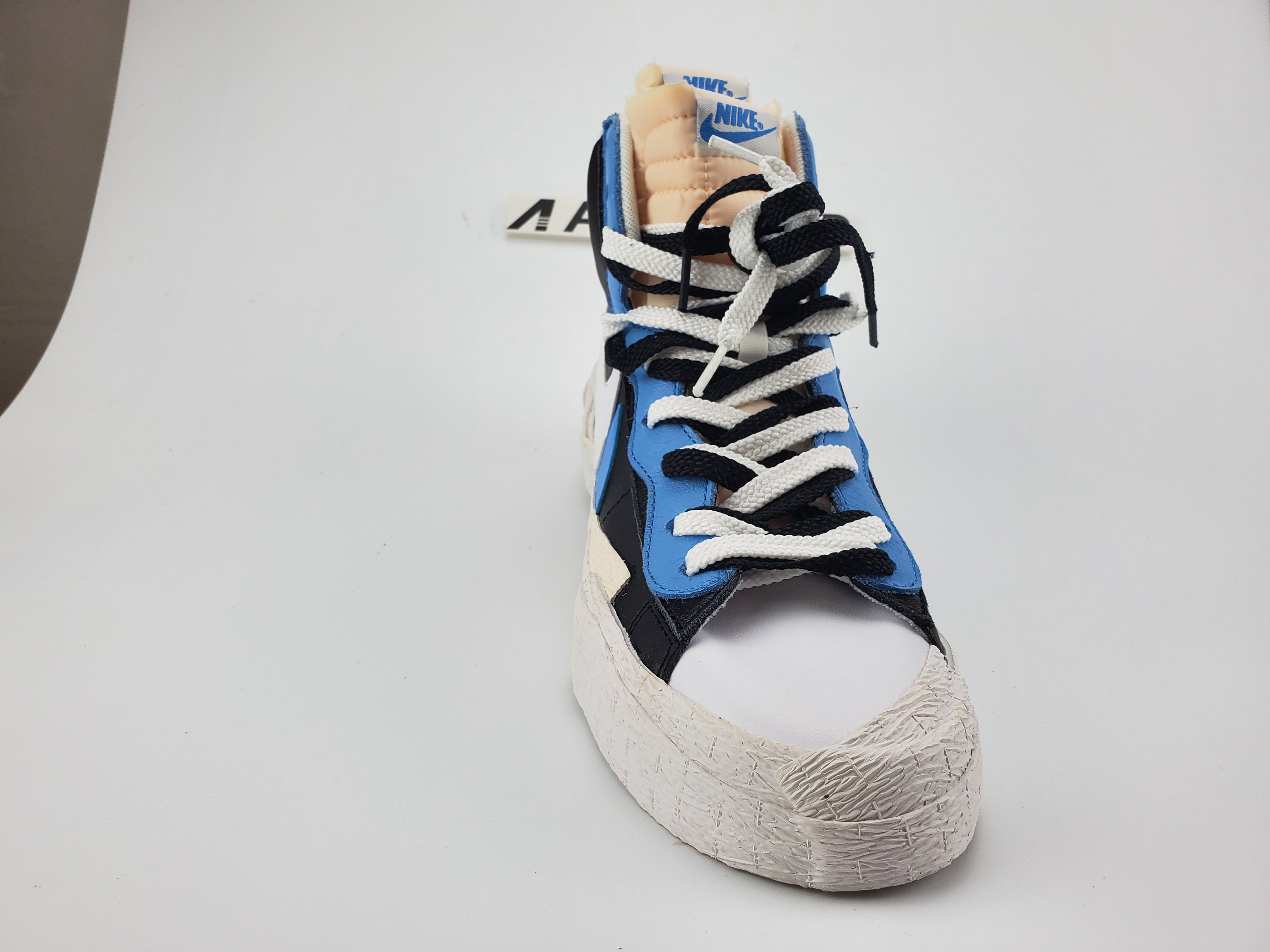 Nike Blazer High sacai White Black Legend Blue