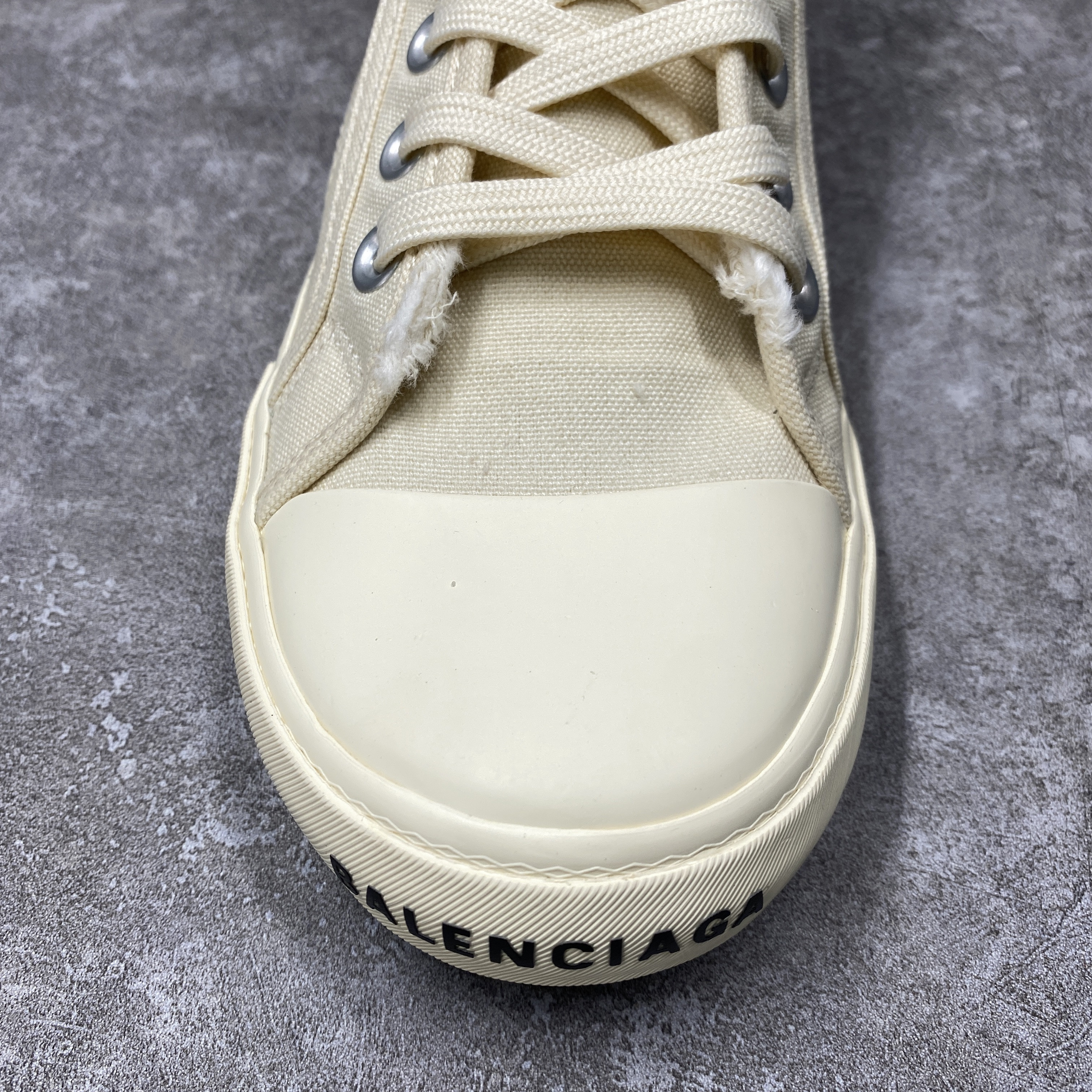 PARIS HIGH TOP SNEAKER IN WHITE
