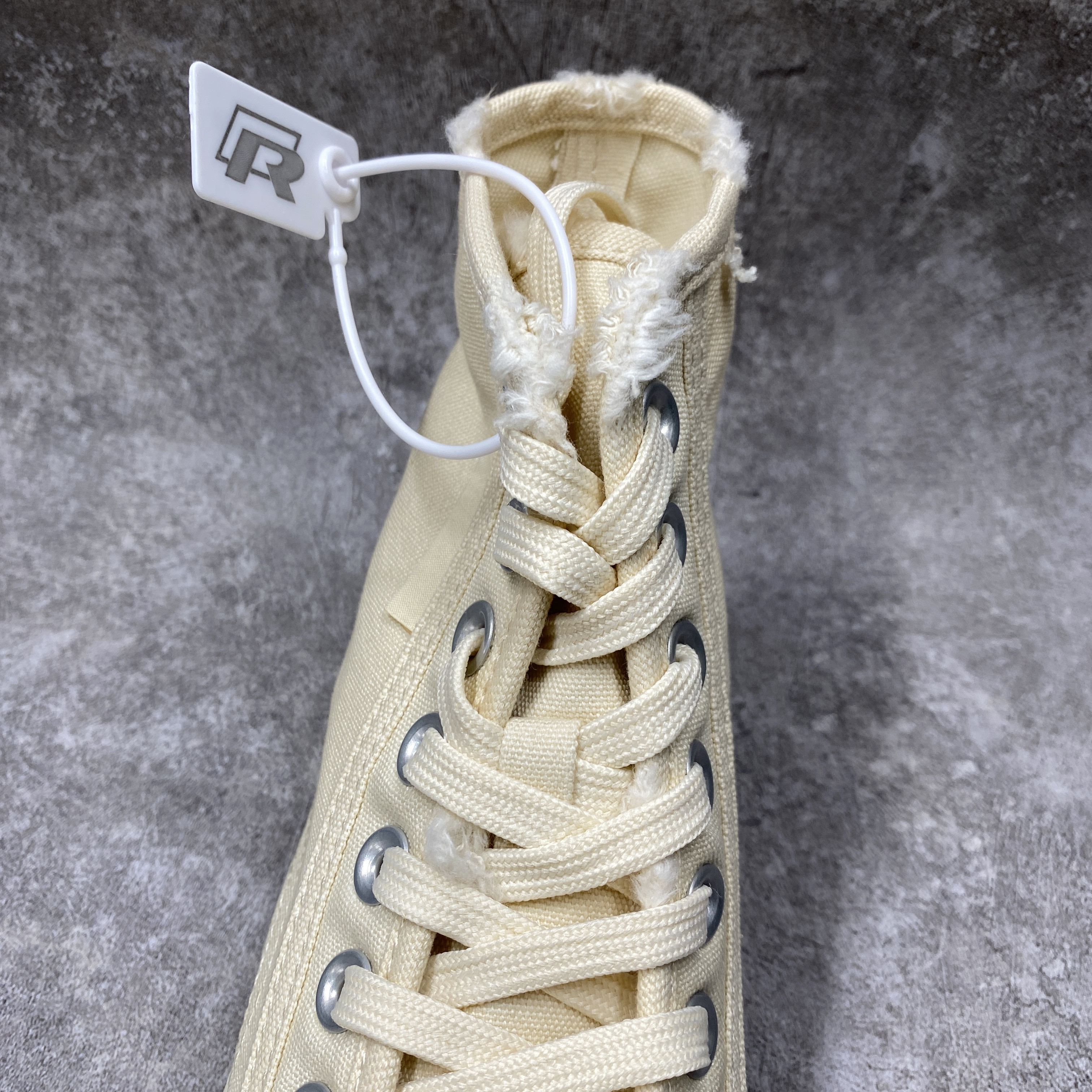 PARIS HIGH TOP SNEAKER IN WHITE