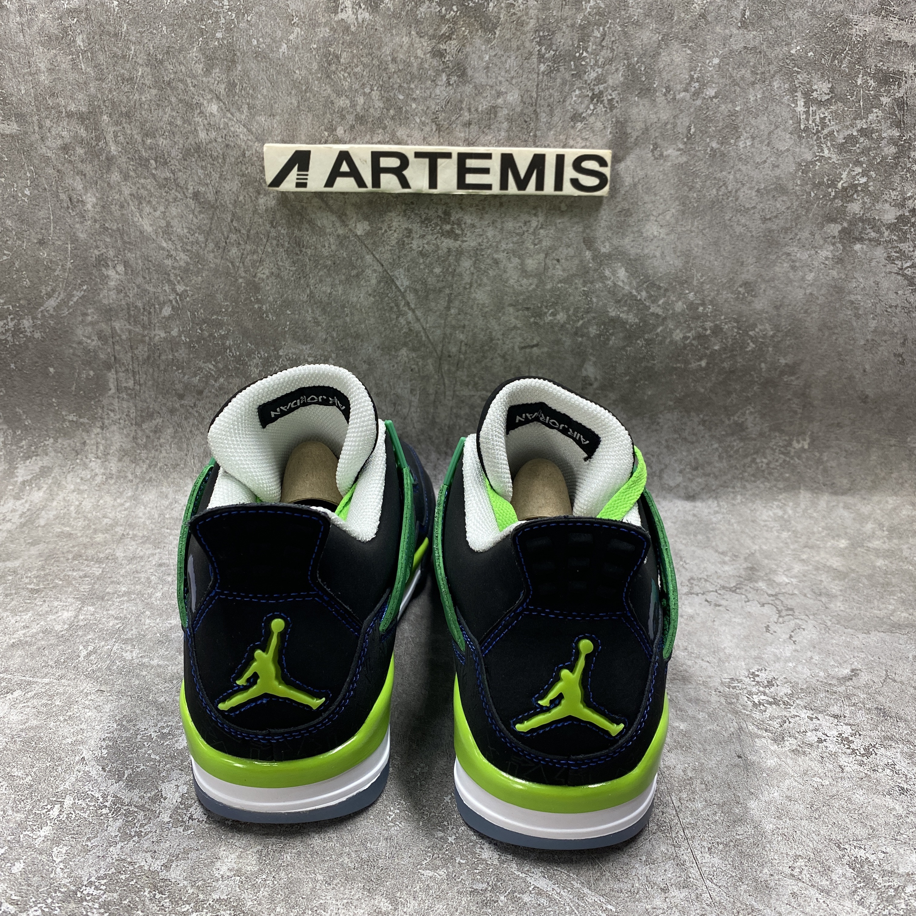 Air Jordan 4 Retro Doernbecher