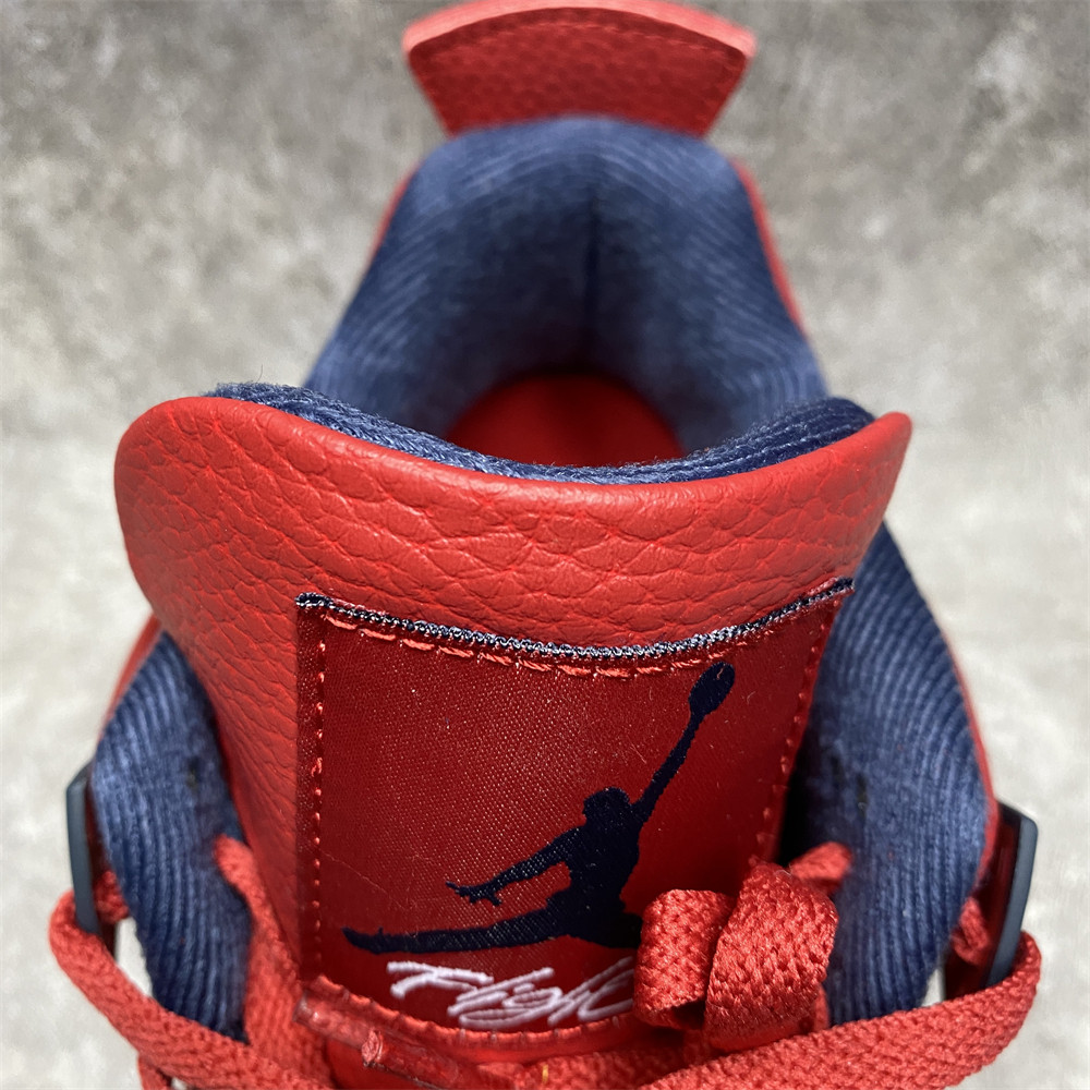 AIR JORDAN 4 RETRO 