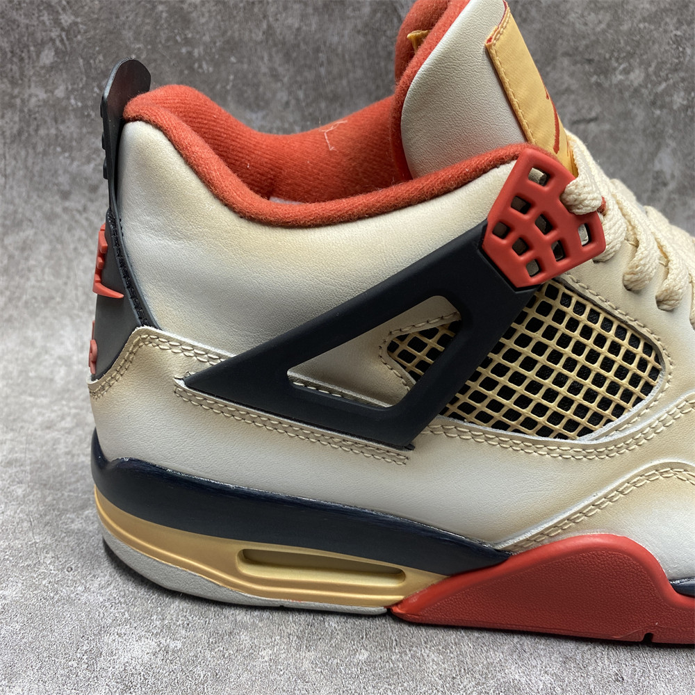 AIR JORDAN 4 RETRO