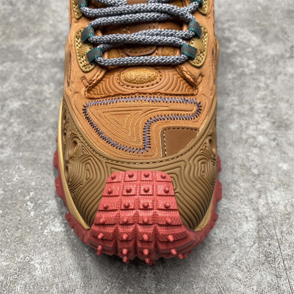 Moncler TRAILGRIP GRAIN