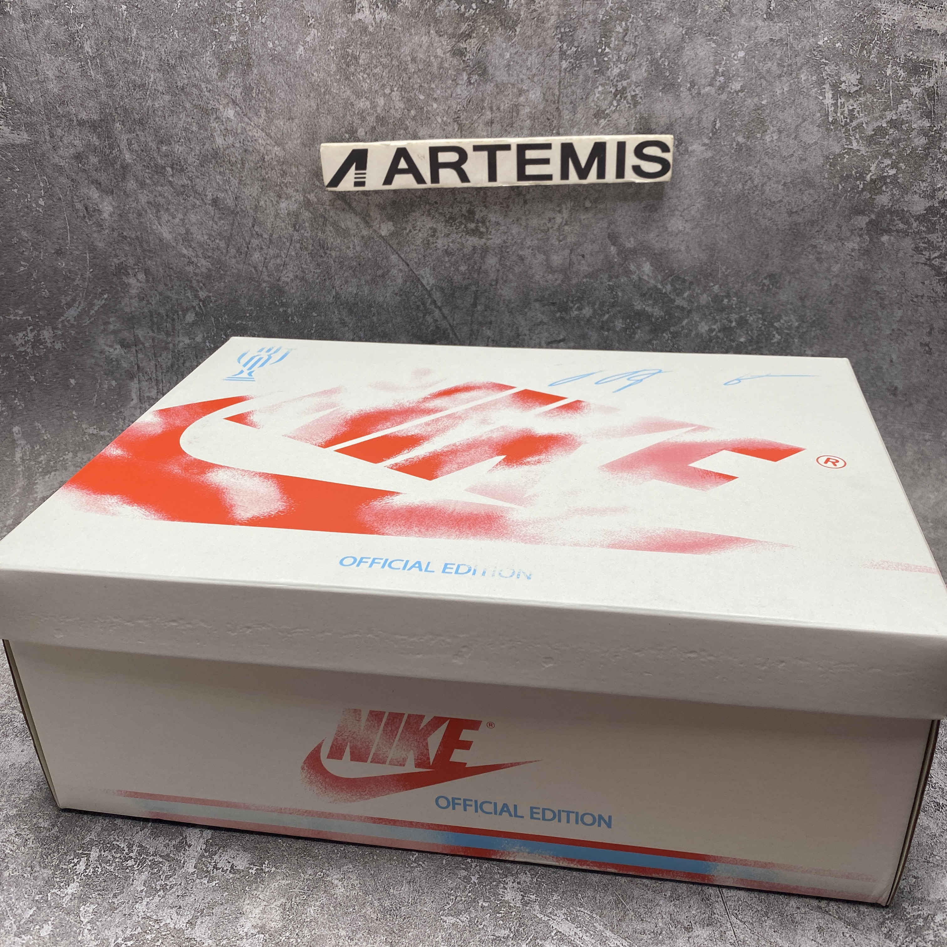 UA Jordan 1 Retro Low OG Trophy Room Away