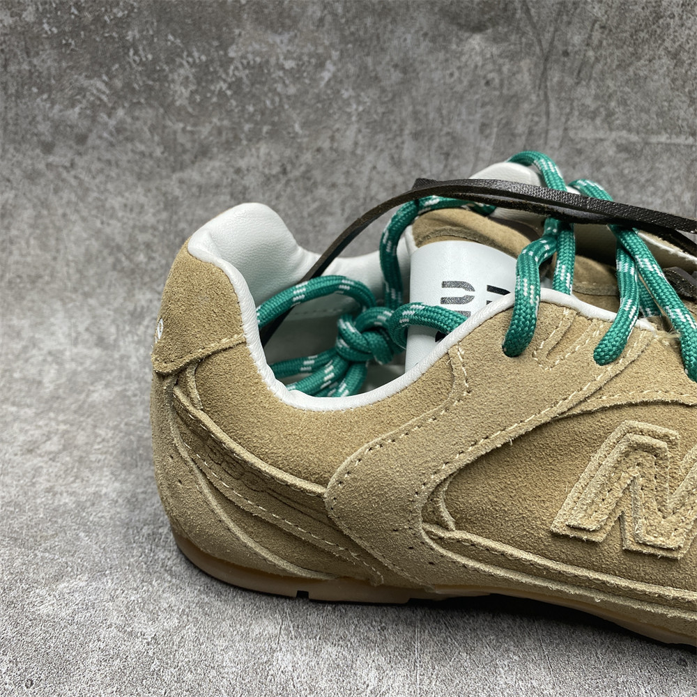 UA Miu Miu x New Balance 530 SL 