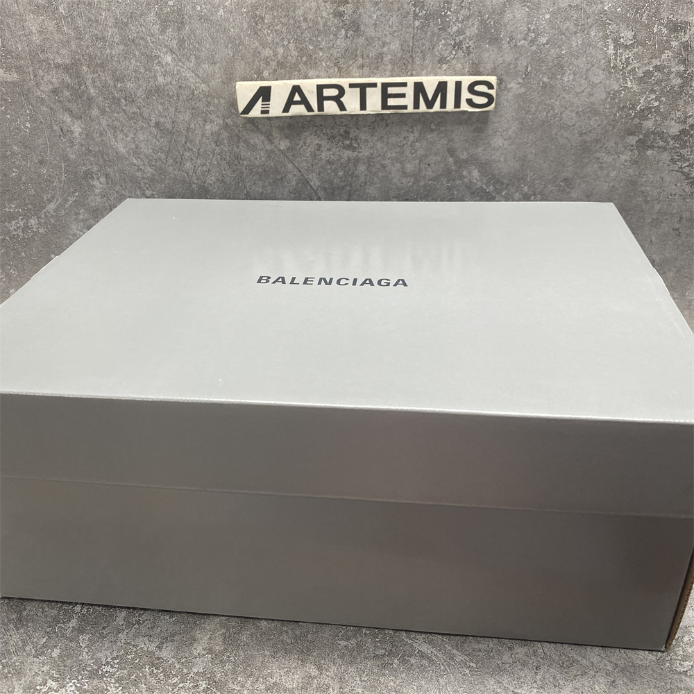 UA Balenciga 3XL Sneaker