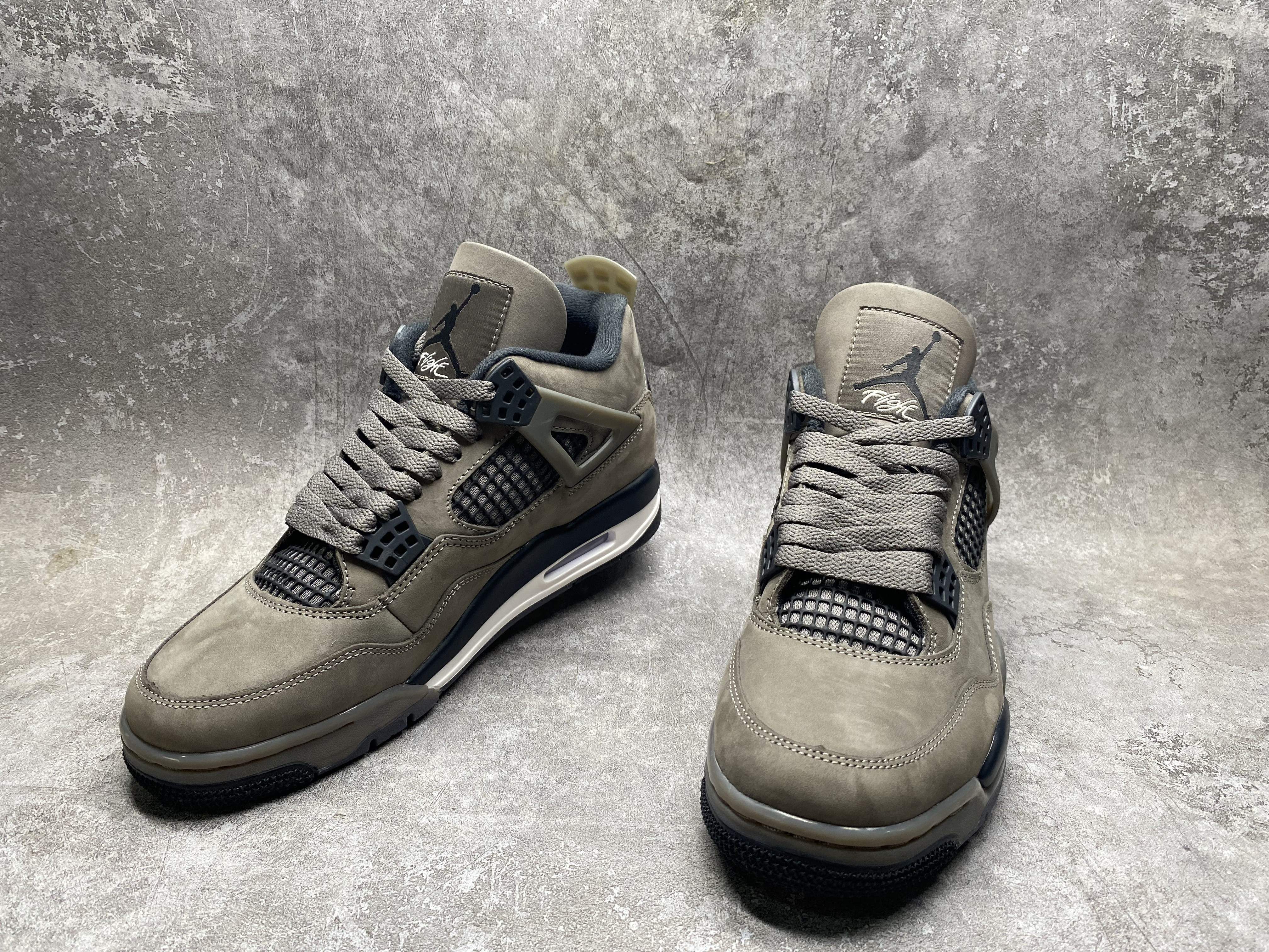 UA Air Jordan 4 Retro