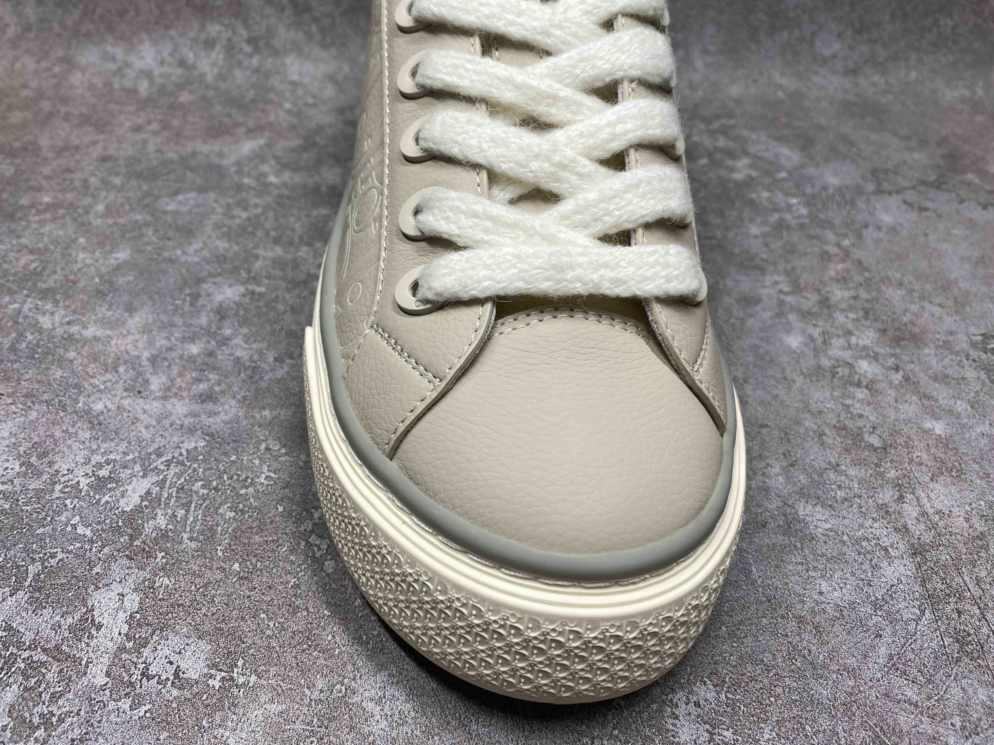 ua D*or b33 sneaker